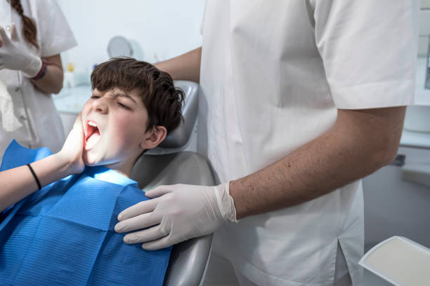 Best Broken or Cracked Tooth Emergency Dentist in Canyonville, OR