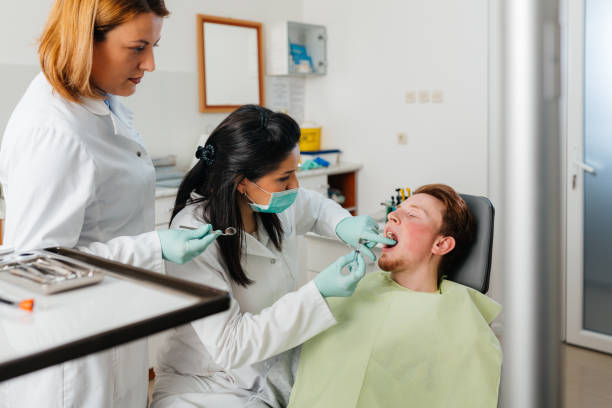 Best Broken or Cracked Tooth Emergency Dentist in Canyonville, OR
